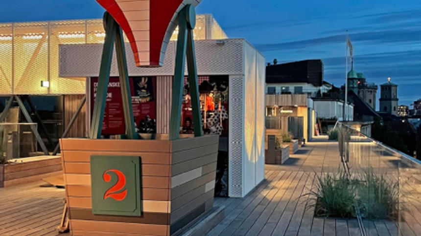 Minister hives i samråd på grund af Filmtaget