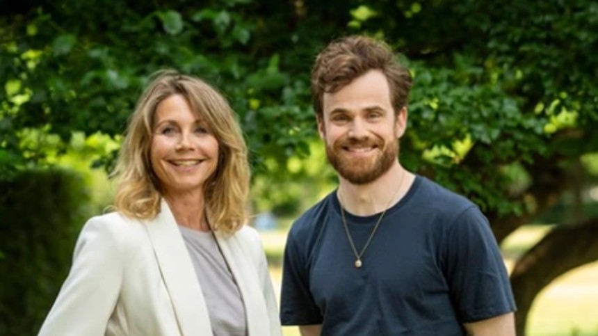 Hvide San­de-​op­ta­gel­ser sættes på pause