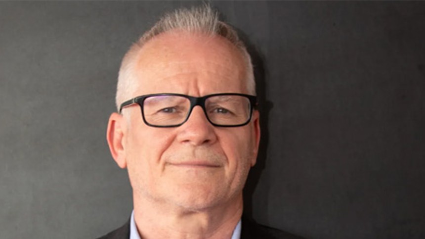 Cannes-leder i sammenstød med politiet