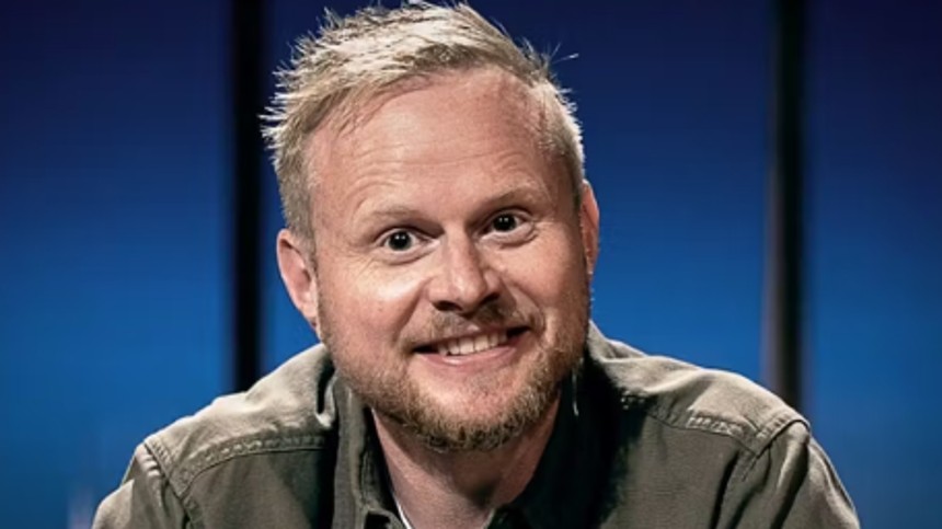 Fyret for forhold til femtenårig pige