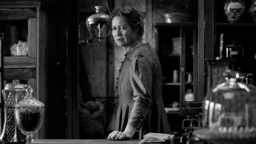 Trine Dyrholm tror på Oscar med politiske taler