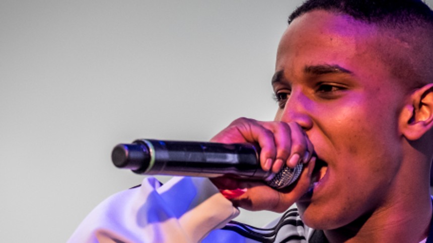 TV 2 udskyder serie på grund af voldsdom