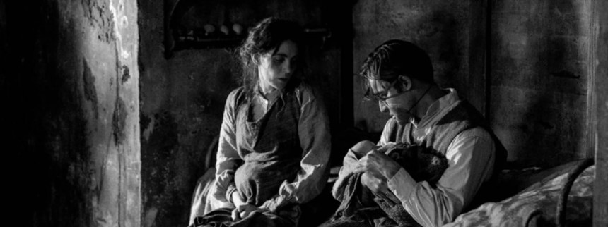 Århundredets timing gør kunstfilm til biografhit