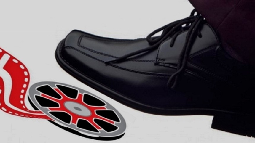 De mægtige teleselskaber jorder dansk film