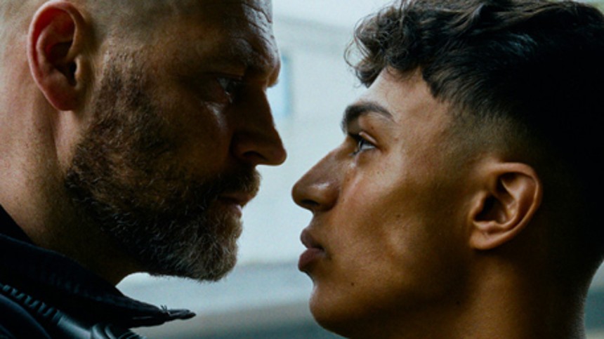 Brune traumer som et tag-selv-bord for hvide