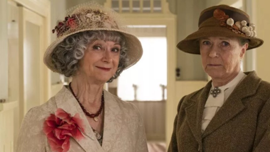 Badehotellet – sæson 10