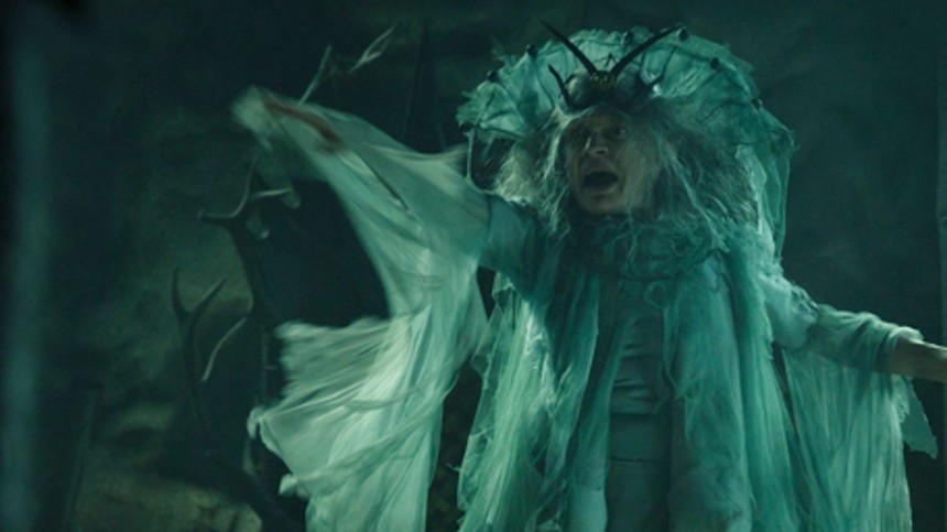 Emma & Julemanden – Jagten på El­ver­dron­nin­gens hjerte