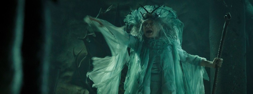 Emma & Julemanden – Jagten på El­ver­dron­nin­gens hjerte